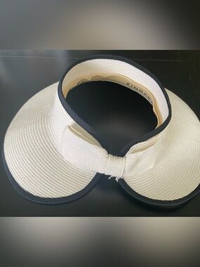 Nwot~ Cream Straw Sun Visor with Black Trim and Bow